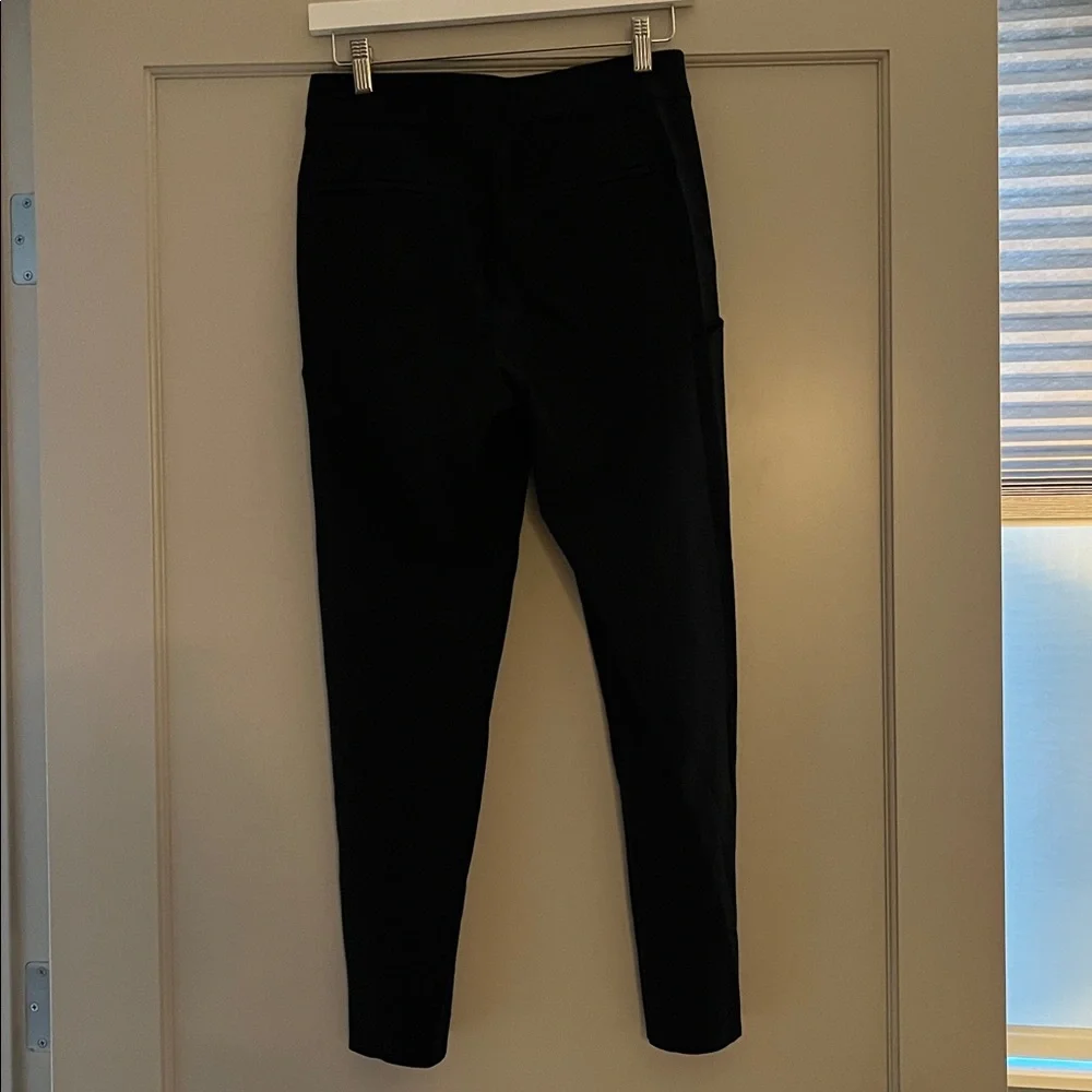 Athleta | Stellar Straight Crop Pant | Black | Size 6 - Picture 6 of 13